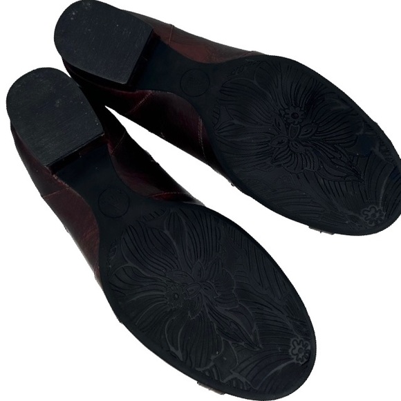 Clark Artisan Collection Leather Brown Closed Toes Heels Womens Shoes - Picture 8 of 11